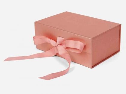 Custom Design Luxury Ribbon Folding Closure Box