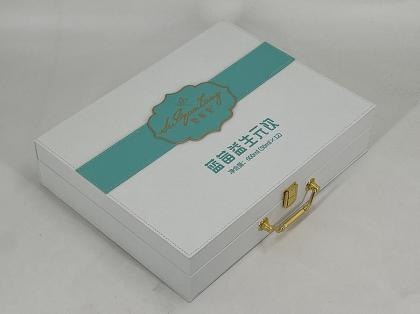 OEM en ODM Skincare Premium Gift Box with EVA Insert te koop