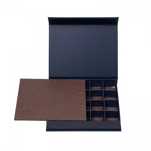 OEM en ODM Chocolate Bar Macaroon Packaging Gift Box with Paper Cover te koop