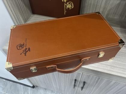 OEM en ODM Lleather Box For Dress Tissue Box Cover Leather Leather Surface te koop